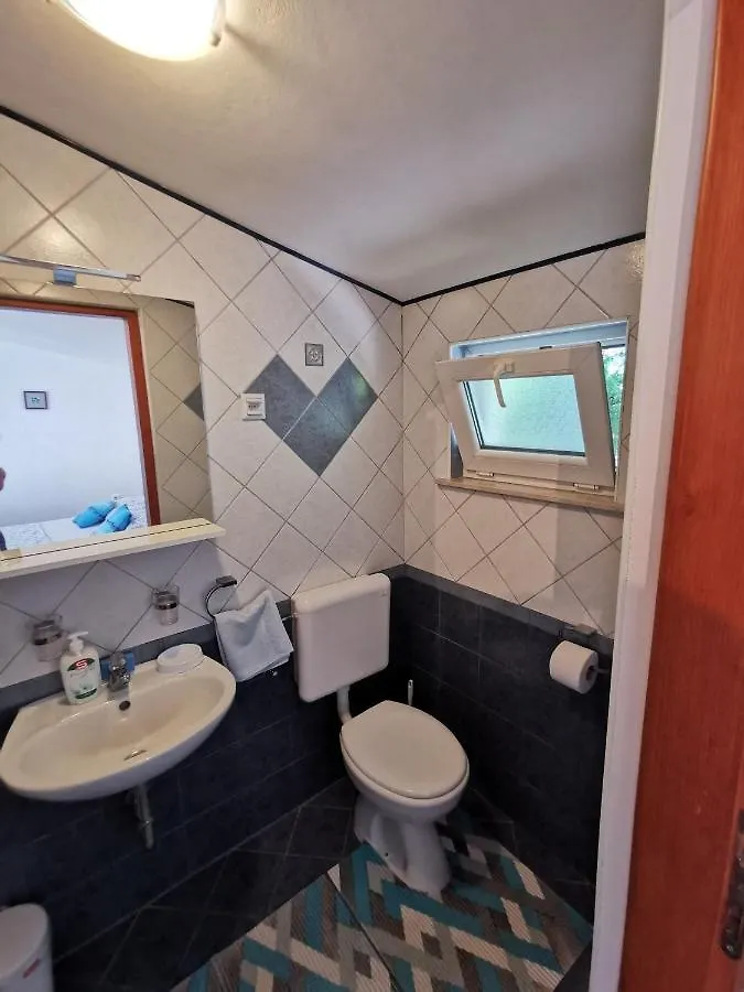 Studio Apartments Jasminka Selce Croatia
