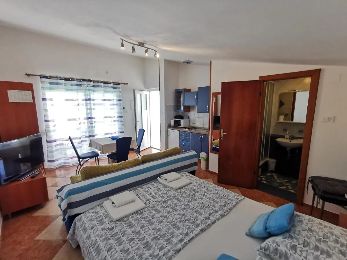 Studio Apartments Jasminka Selce 0*,  Croatia